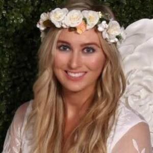 Meet your Posher, Alyson